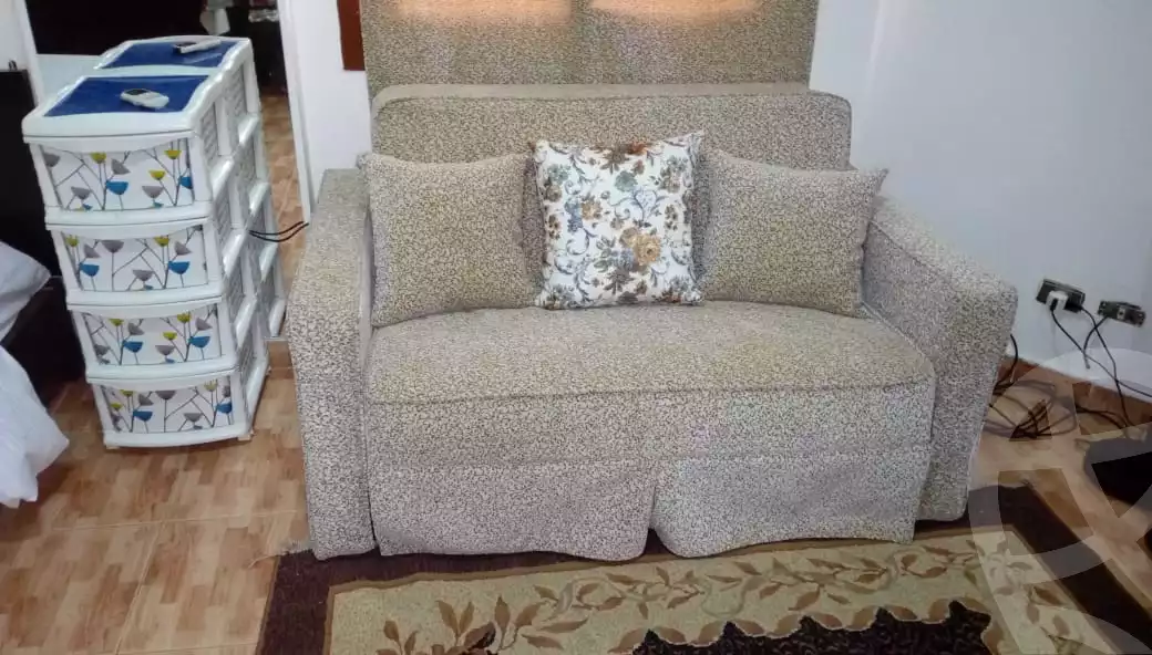 https://aqarmap.com.eg/ar/listing/2077245-for-rent-apartment-jnwb-syn