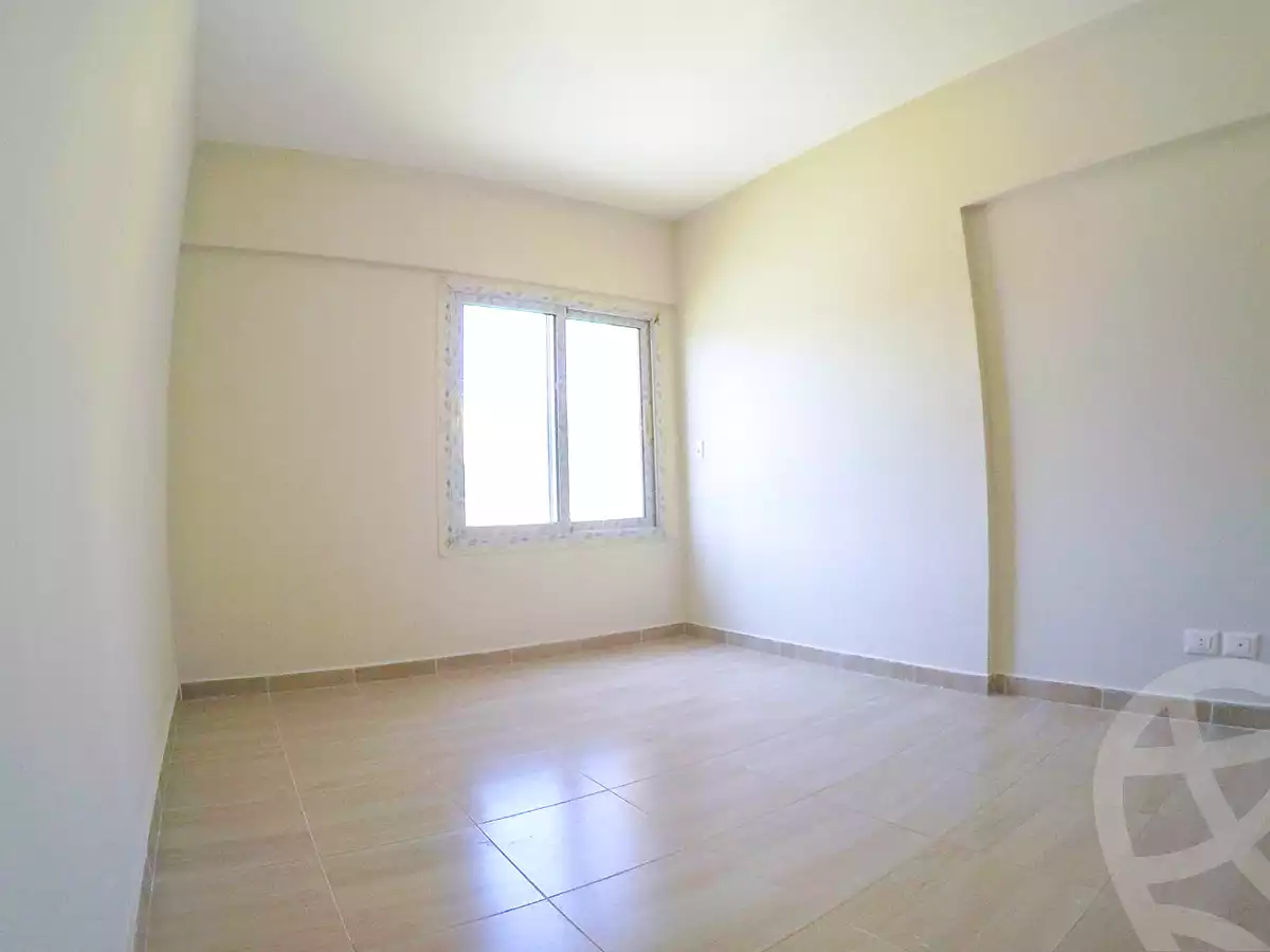https://aqarmap.com.eg/ar/listing/2104860-projects-capital-east-residence