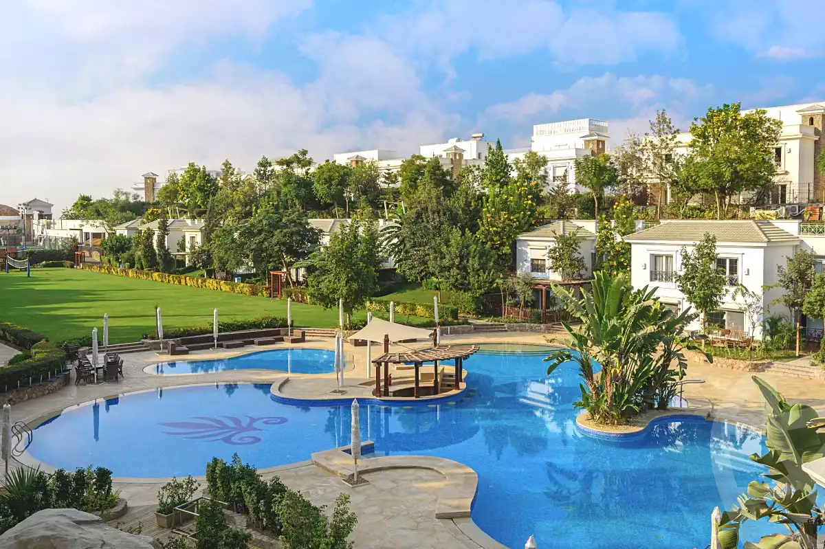 https://aqarmap.com.eg/ar/listing/2485444-projects-mountain-view-3