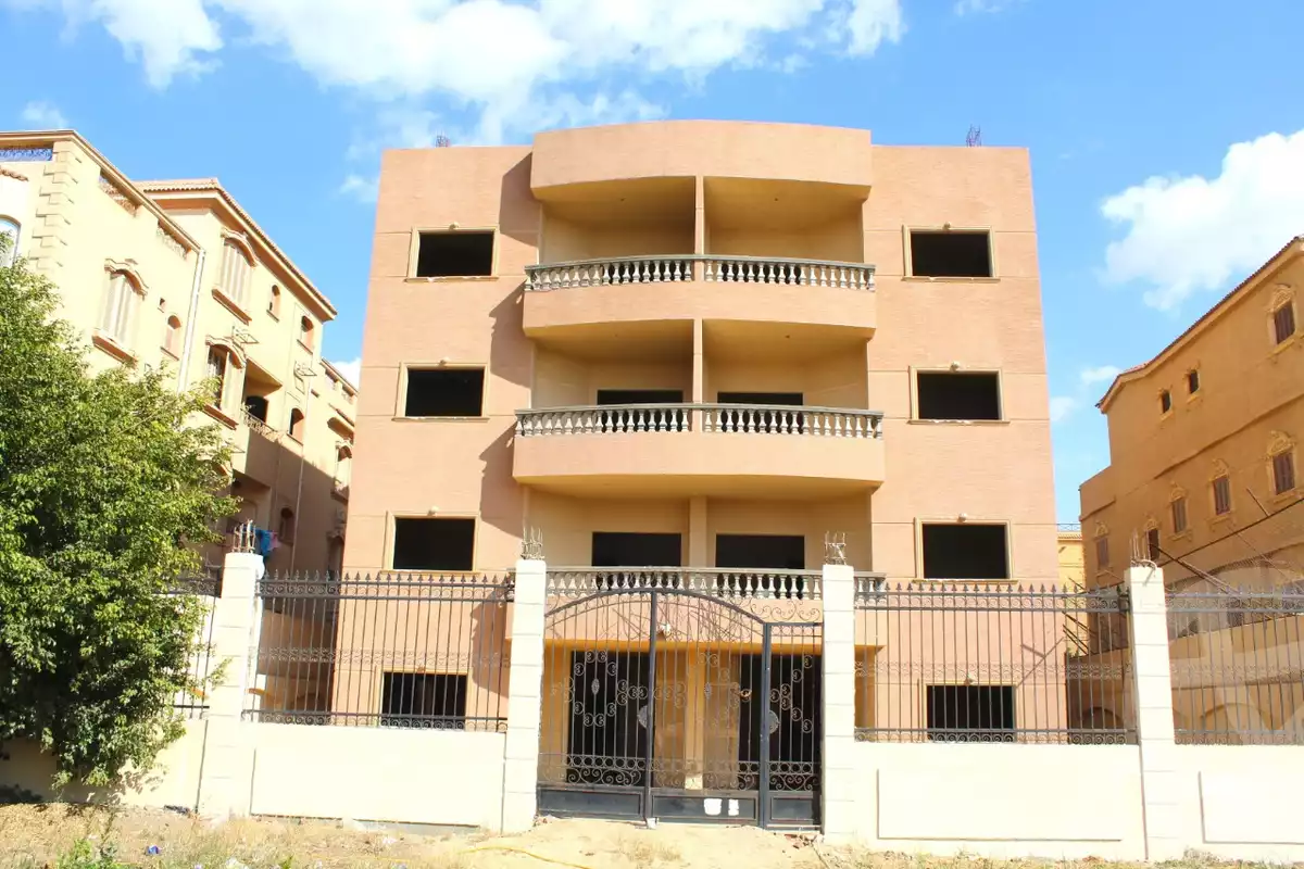 https://aqarmap.com.eg/ar/listing/2606604-for-rent-building-cairo-6th-of-october