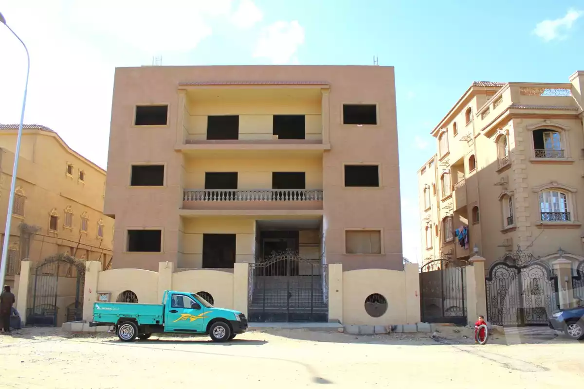 https://aqarmap.com.eg/ar/listing/2606604-for-rent-building-cairo-6th-of-october