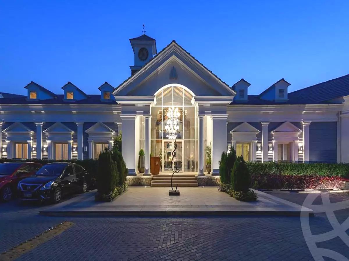 https://aqarmap.com.eg/ar/listing/2485444-projects-mountain-view-3