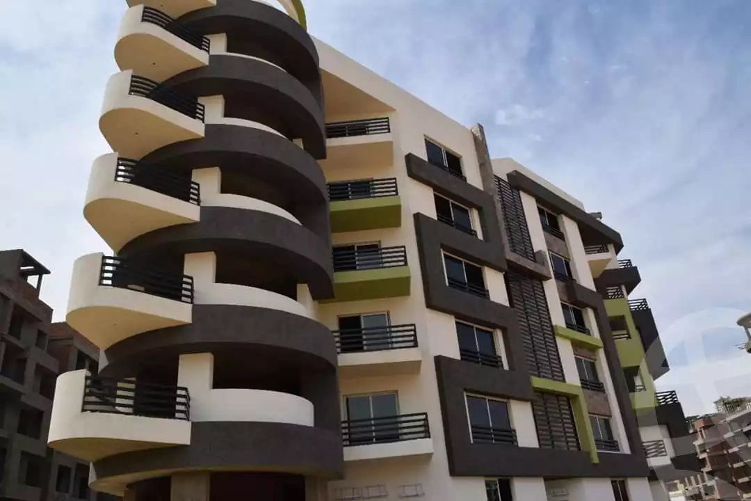 https://aqarmap.com.eg/ar/listing/2710619-for-sale-apartment-cairo-6th-of-october