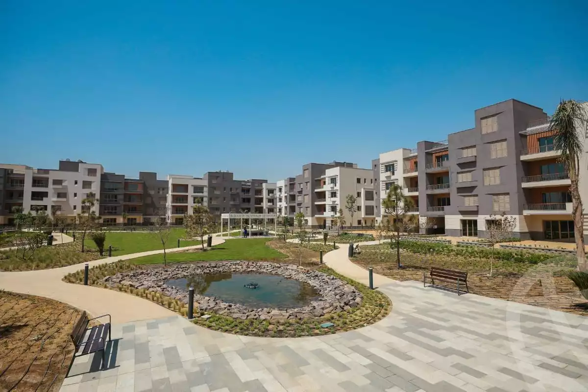https://aqarmap.com.eg/en/listing/4170929-for-sale-cairo-6th-of-october-compound-aeon