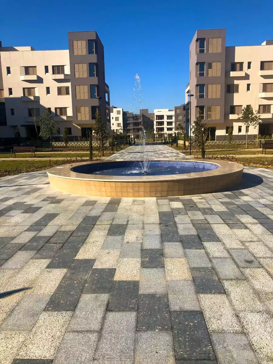 https://aqarmap.com.eg/en/listing/4170929-for-sale-cairo-6th-of-october-compound-aeon