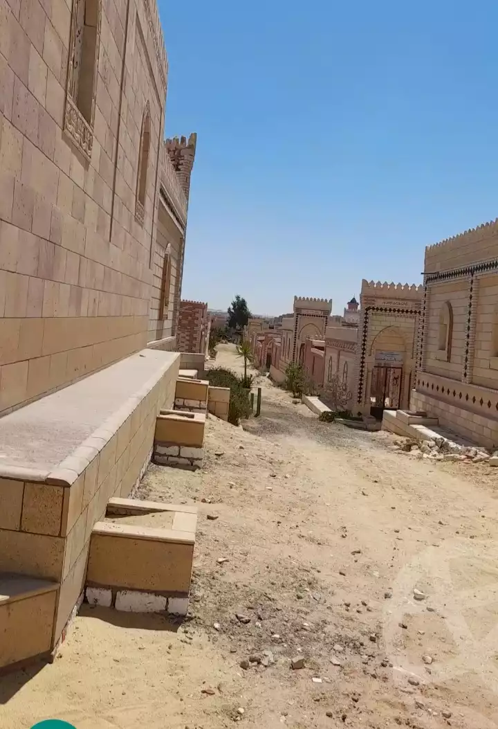 https://aqarmap.com.eg/ar/listing/2737160-for-sale-land-or-commercial-cairo-6th-of-october-el-ahyaa-neighborhood-6th-ibrahim-al-mazni-st-st