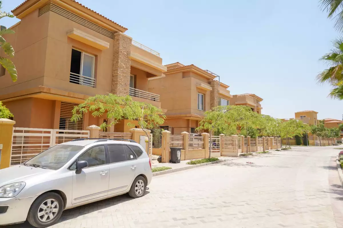 https://aqarmap.com.eg/en/listing/6548284-for-sale-cairo-el-sheikh-zayed-city-compounds-jeera