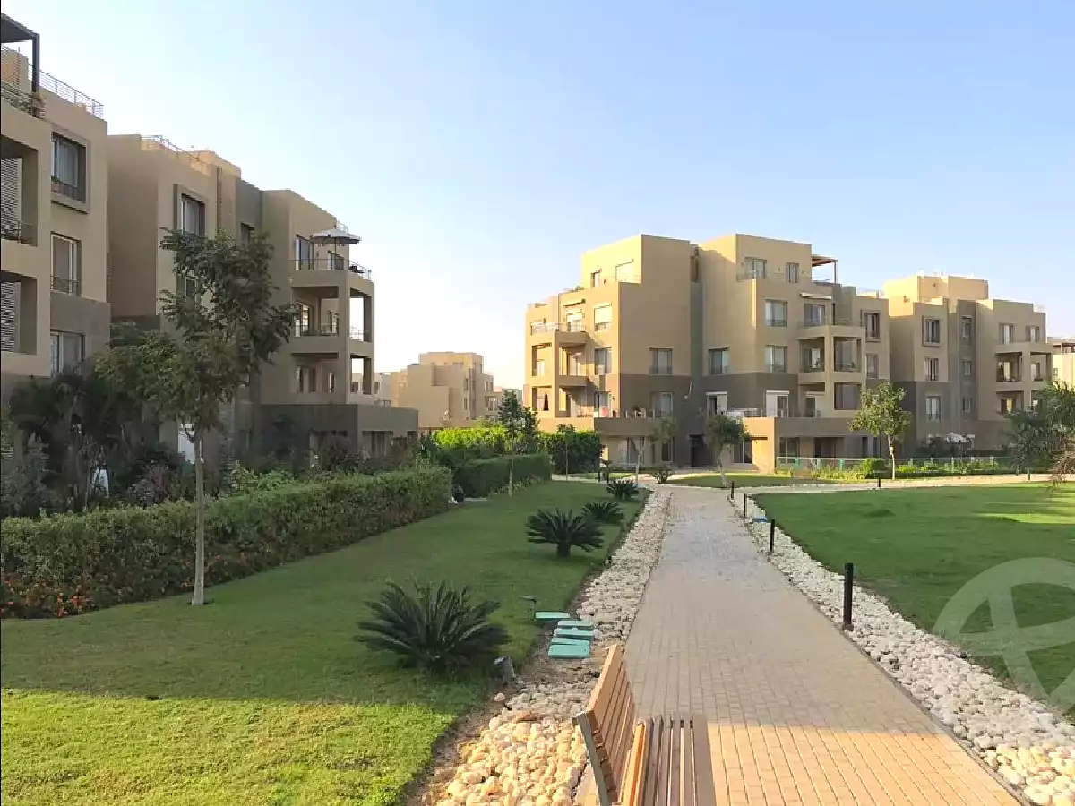 https://aqarmap.com.eg/ar/listing/2557593-projects-palm-parks