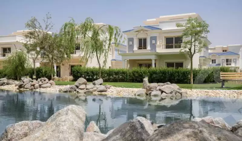https://aqarmap.com.eg/ar/listing/2793970-for-sale-cairo-new-cairo-compounds-mountain-view-hyde-park