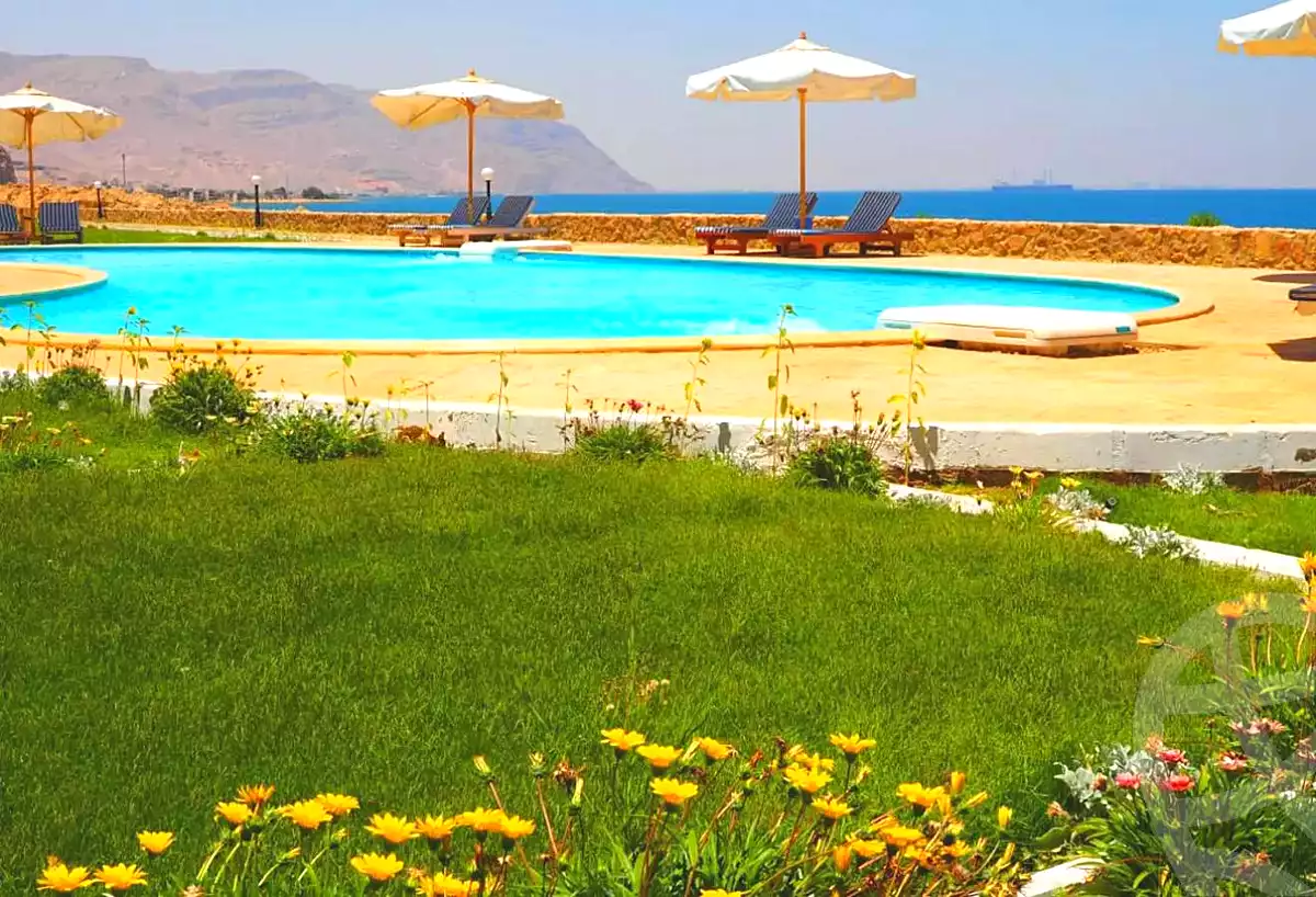 https://aqarmap.com.eg/en/listing/2799704-projects-golden-coast-sokhna