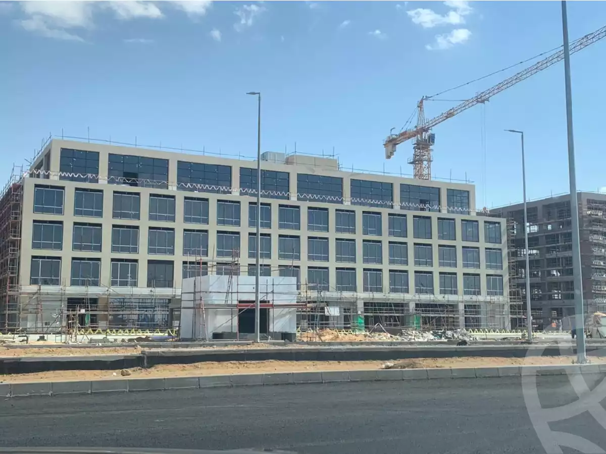 https://aqarmap.com.eg/ar/listing/5405628-for-sale-cairo-el-shorouk-compounds-alburouj-business-park-imkan-misr