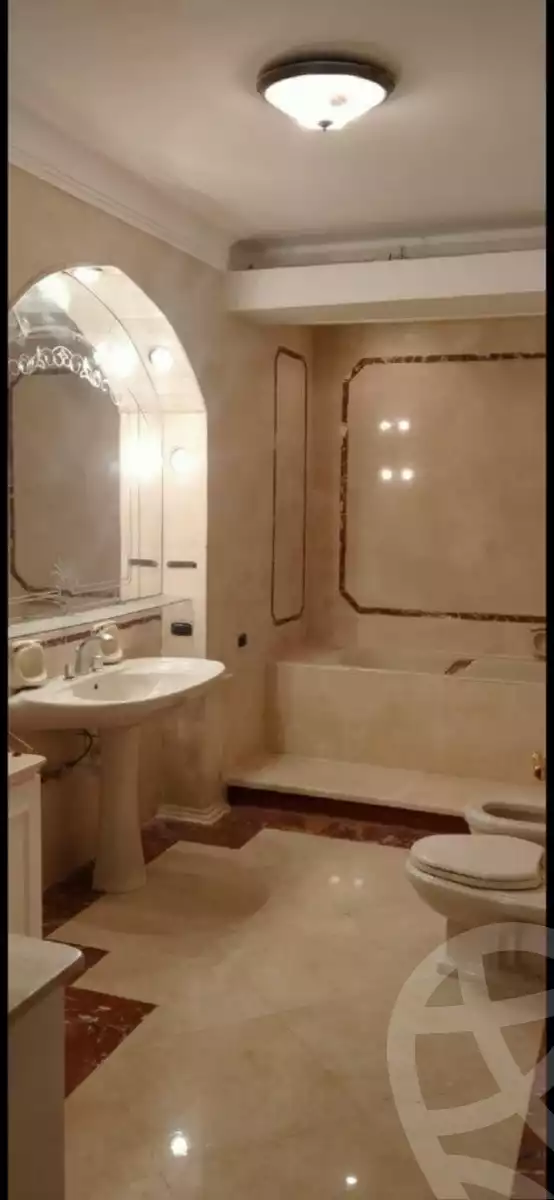 https://aqarmap.com.eg/ar/listing/2850970-for-sale-cairo-dokki-kwrnysh-lnyl