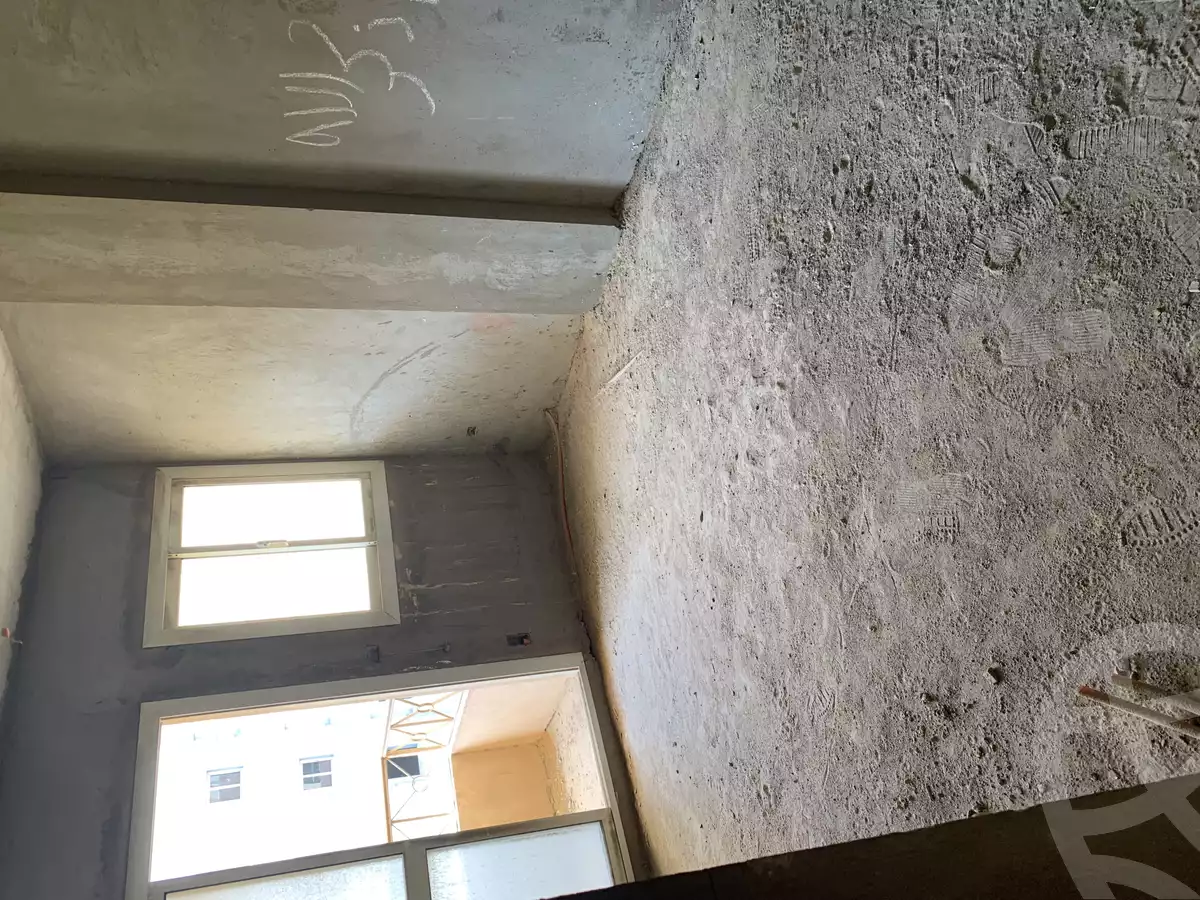 https://aqarmap.com.eg/ar/listing/2853534-for-sale-cairo-6th-of-october-garb-someed-neighborhood-13th-el-kamillia-st