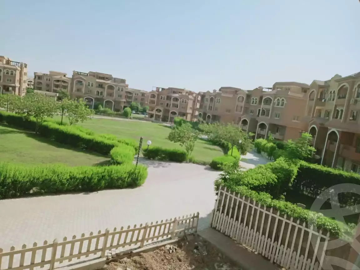 https://aqarmap.com.eg/ar/listing/2857639-for-sale-cairo-el-sheikh-zayed-city-compounds-in-sheikh-zayed-el-khamayel