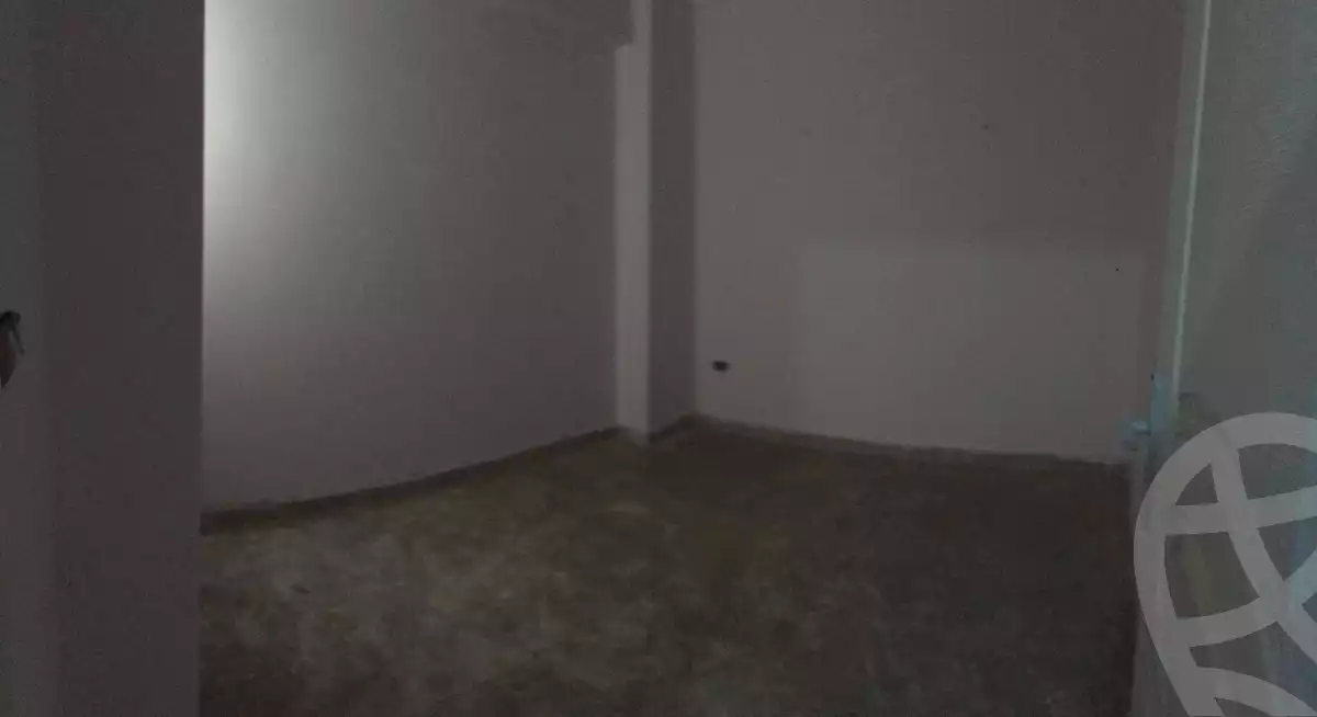 https://aqarmap.com.eg/ar/listing/2873149-for-sale-alexandria-moharram-bey-moustafa-basha-abadai-st