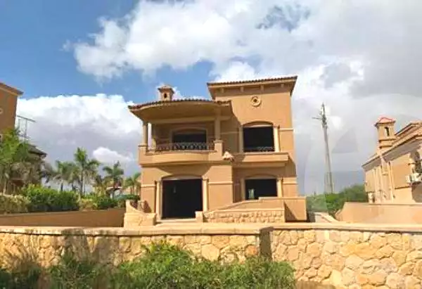 https://aqarmap.com.eg/ar/listing/3090137-projects-leena-springs