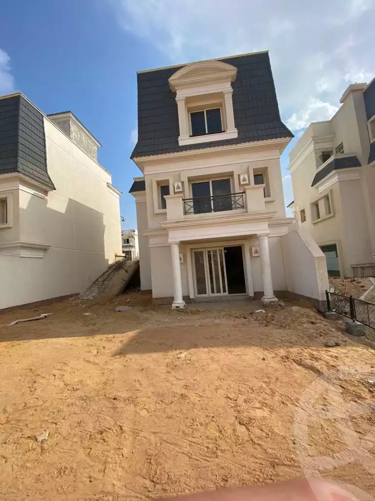 https://aqarmap.com.eg/en/listing/4325673-for-sale-cairo-6th-of-october-compound-mountain-view-chillout-park