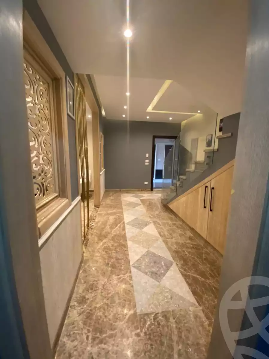 https://aqarmap.com.eg/ar/listing/3435302-for-rent-cairo-el-sheikh-zayed-city-compounds-in-sheikh-zayed-beverly-hills
