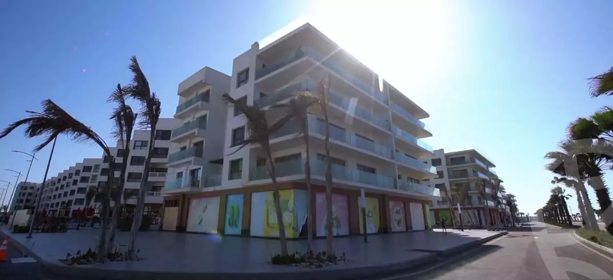 https://aqarmap.com.eg/en/listing/3866681-for-sale-port-said-kmbwnd-fy-bwr-s-yd-porto-said-compound-amer-group