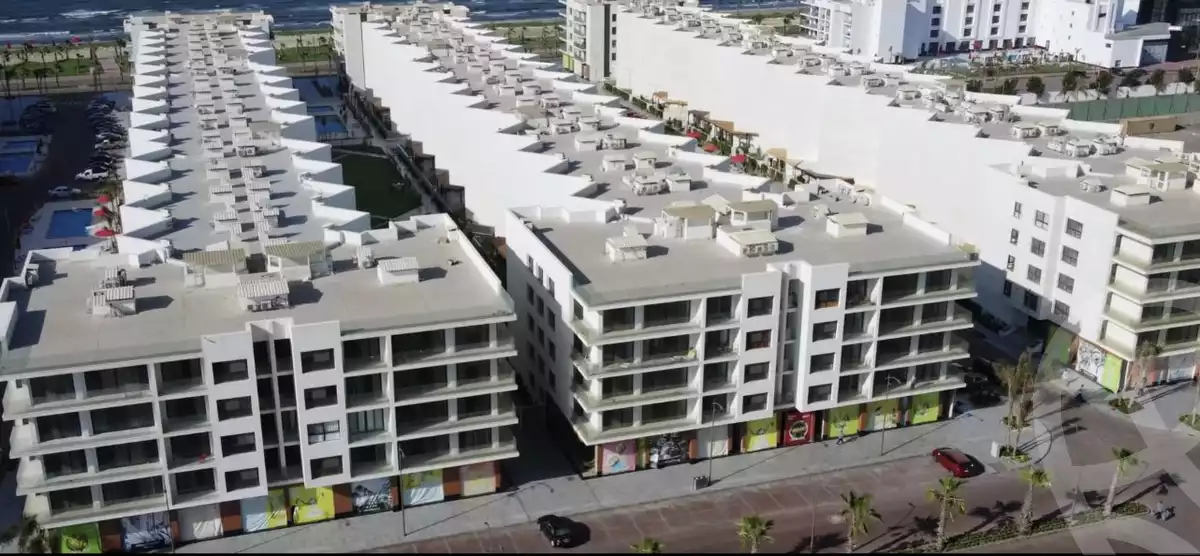 https://aqarmap.com.eg/en/listing/3866681-for-sale-port-said-kmbwnd-fy-bwr-s-yd-porto-said-compound-amer-group