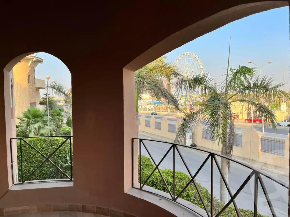 https://aqarmap.com.eg/ar/listing/3836399-for-sale-cairo-el-sheikh-zayed-city-hay-el-yassmin