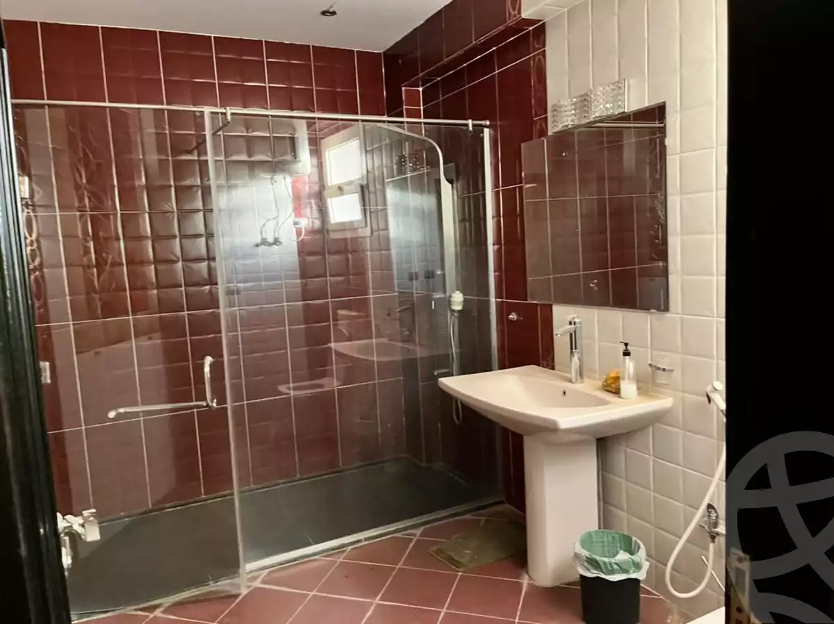https://aqarmap.com.eg/ar/listing/3836399-for-sale-cairo-el-sheikh-zayed-city-hay-el-yassmin
