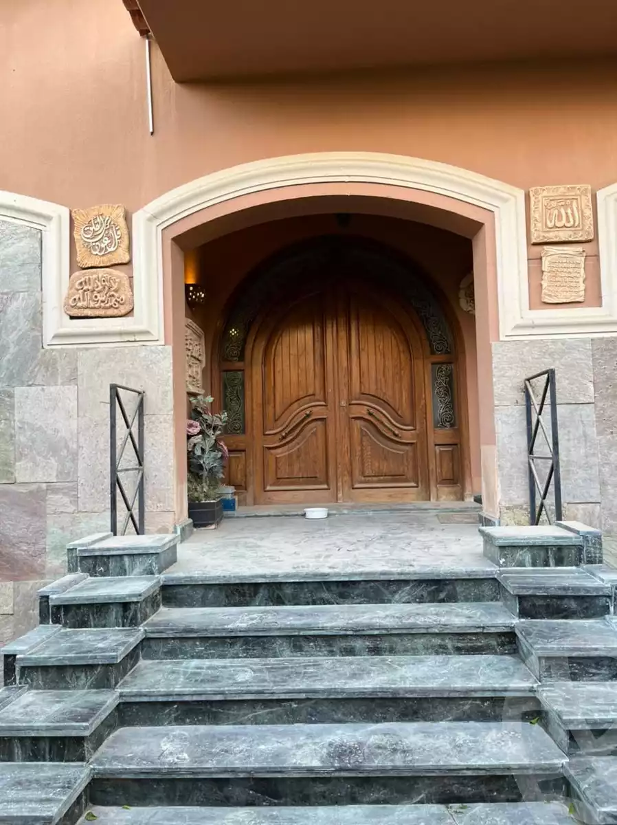 https://aqarmap.com.eg/ar/listing/3836399-for-sale-cairo-el-sheikh-zayed-city-hay-el-yassmin
