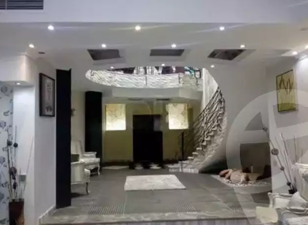 https://aqarmap.com.eg/ar/listing/3787035-for-sale-cairo-new-cairo-compounds-hyde-park