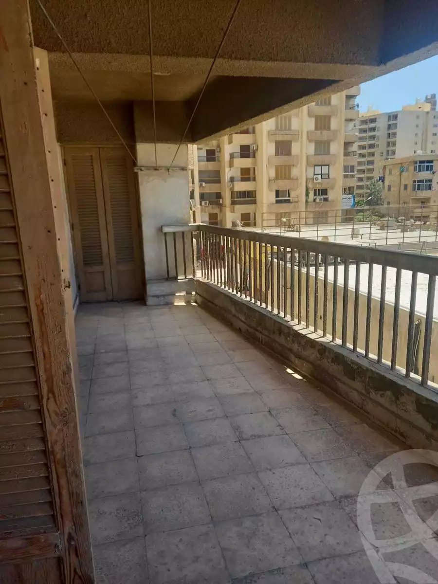 https://aqarmap.com.eg/ar/listing/3860459-for-sale-alexandria-el-mandara-branched-from-malk-hanafi-2-st