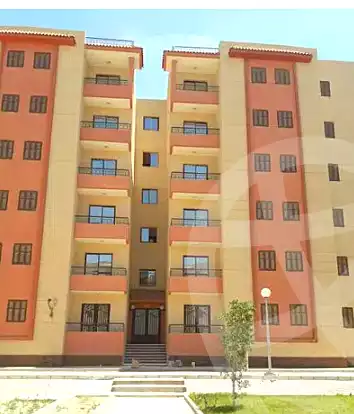 https://aqarmap.com.eg/ar/listing/4363478-for-rent-cairo-6th-of-october-new-october-social-housing-800-acre