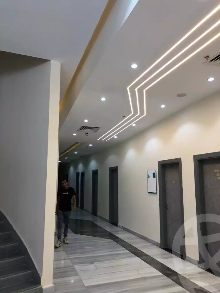https://aqarmap.com.eg/ar/listing/3506117-for-rent-cairo-new-cairo-mohammed-nagib-axis-st