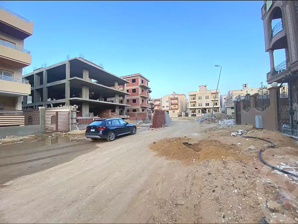 https://aqarmap.com.eg/ar/listing/3523902-for-sale-cairo-new-cairo-mntq-lrhb-phase-1-ahmed-rami-st
