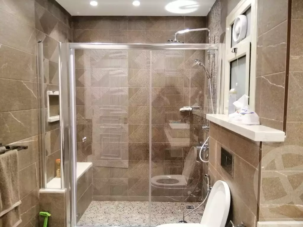 https://aqarmap.com.eg/ar/listing/3824328-for-rent-cairo-nasr-city-abbas-el-akkad
