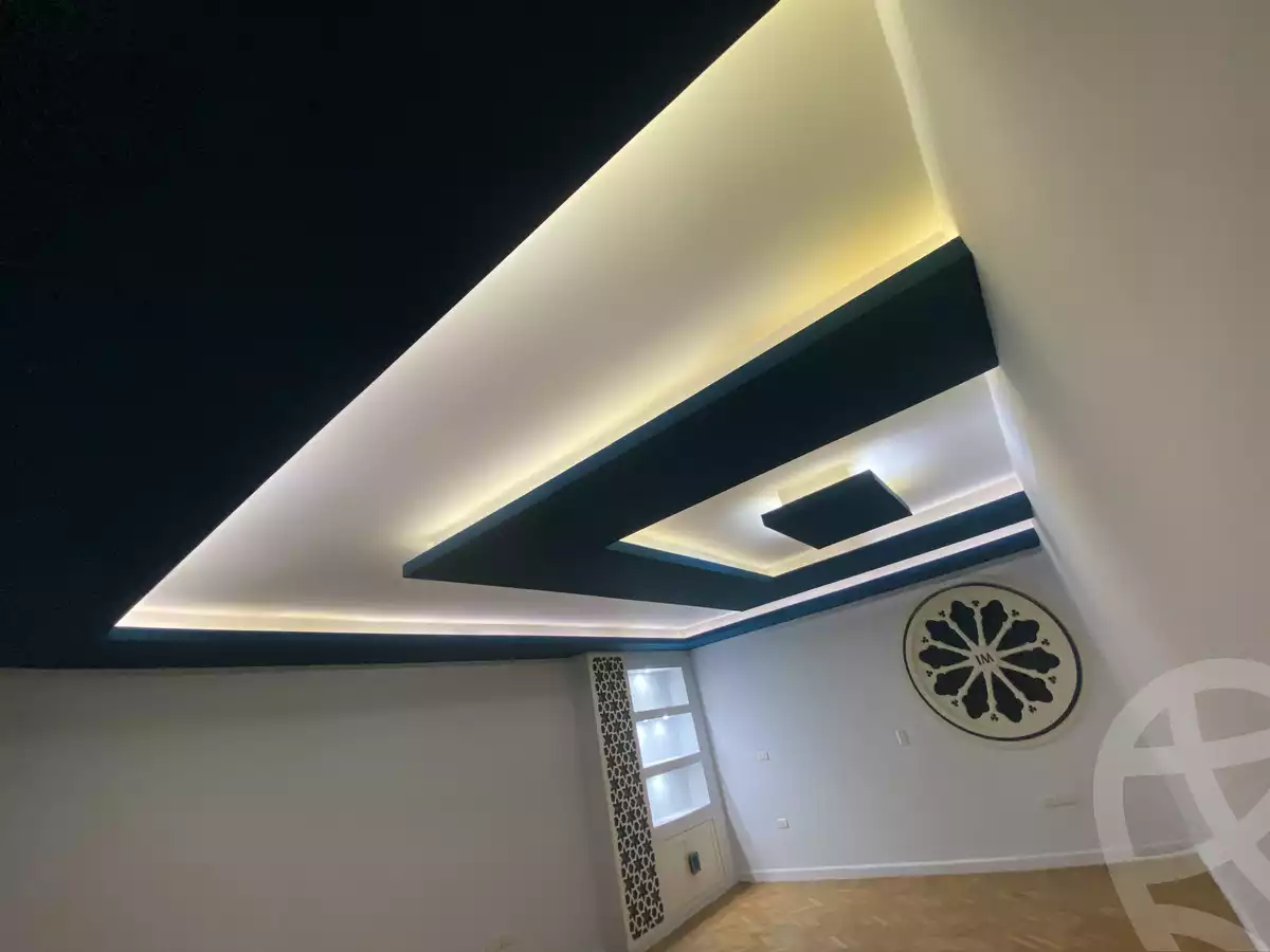 https://aqarmap.com.eg/en/listing/6337523-for-sale-cairo-mokattam-el-hadabah-el-wosta-el-mantaqa-el-olaa-baron-school-street