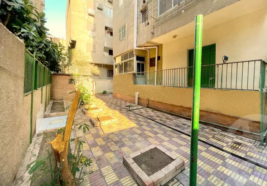 https://aqarmap.com.eg/en/listing/3889822-for-sale-cairo-heliopolis-ard-el-golf-asma-fahmi
