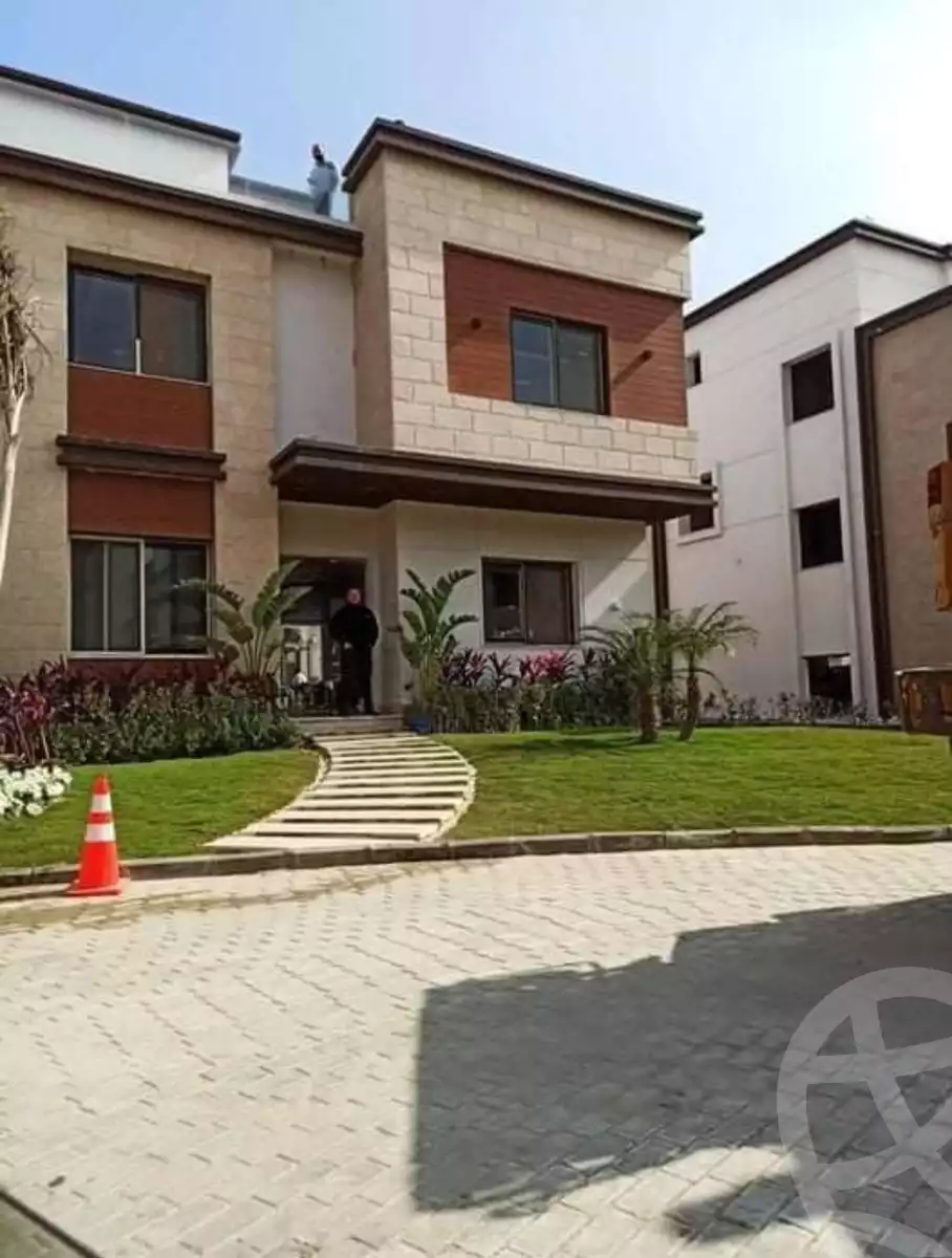 https://aqarmap.com.eg/en/listing/3582214-for-sale-cairo-new-cairo-compounds-azzar