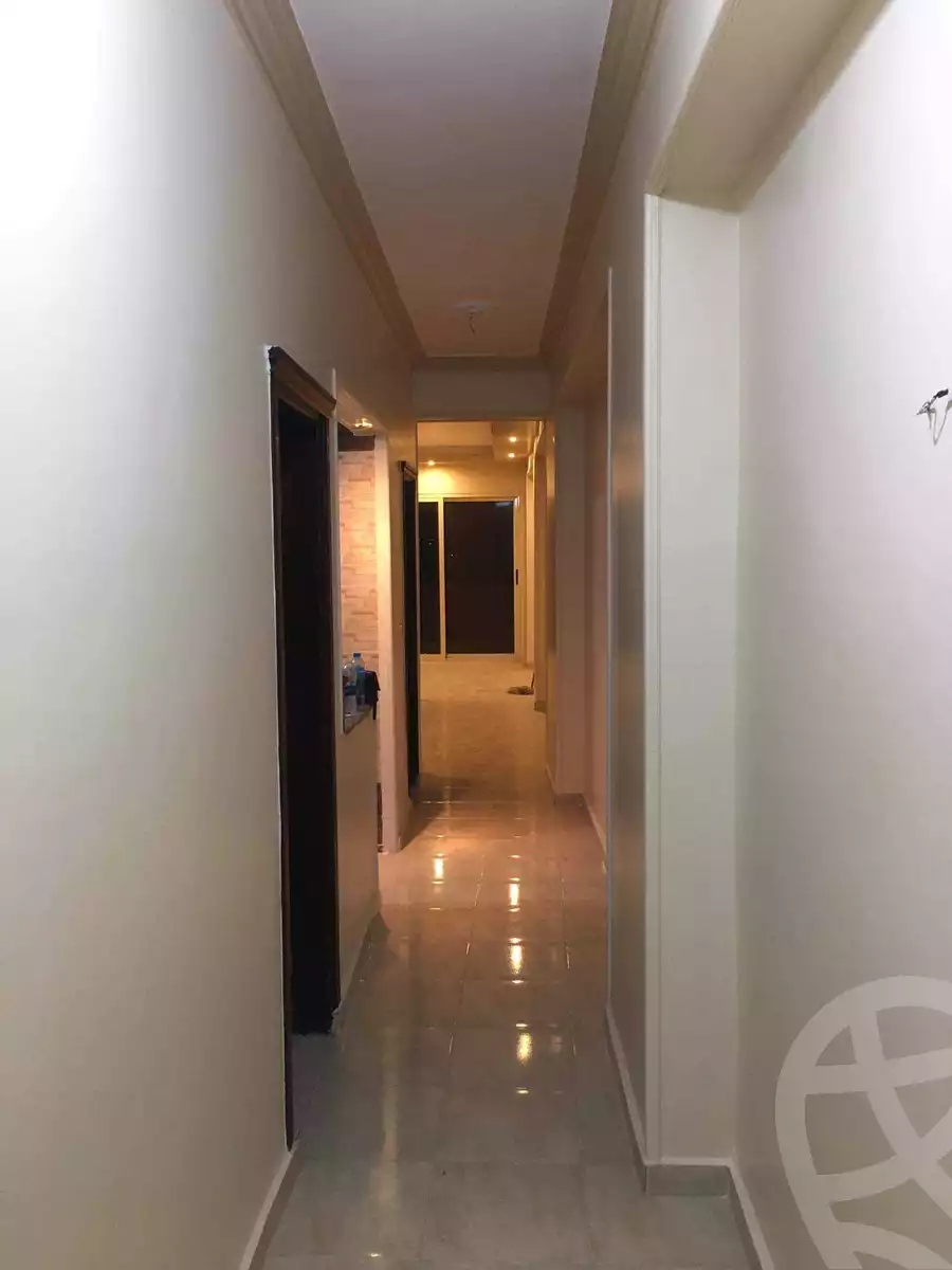 https://aqarmap.com.eg/ar/listing/3592722-for-sale-cairo-helwan-hadayek-helwan-el-khashab-canal