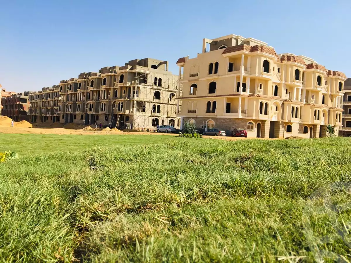 https://aqarmap.com.eg/ar/listing/4100768-for-sale-cairo-6th-of-october-compounds-bhy