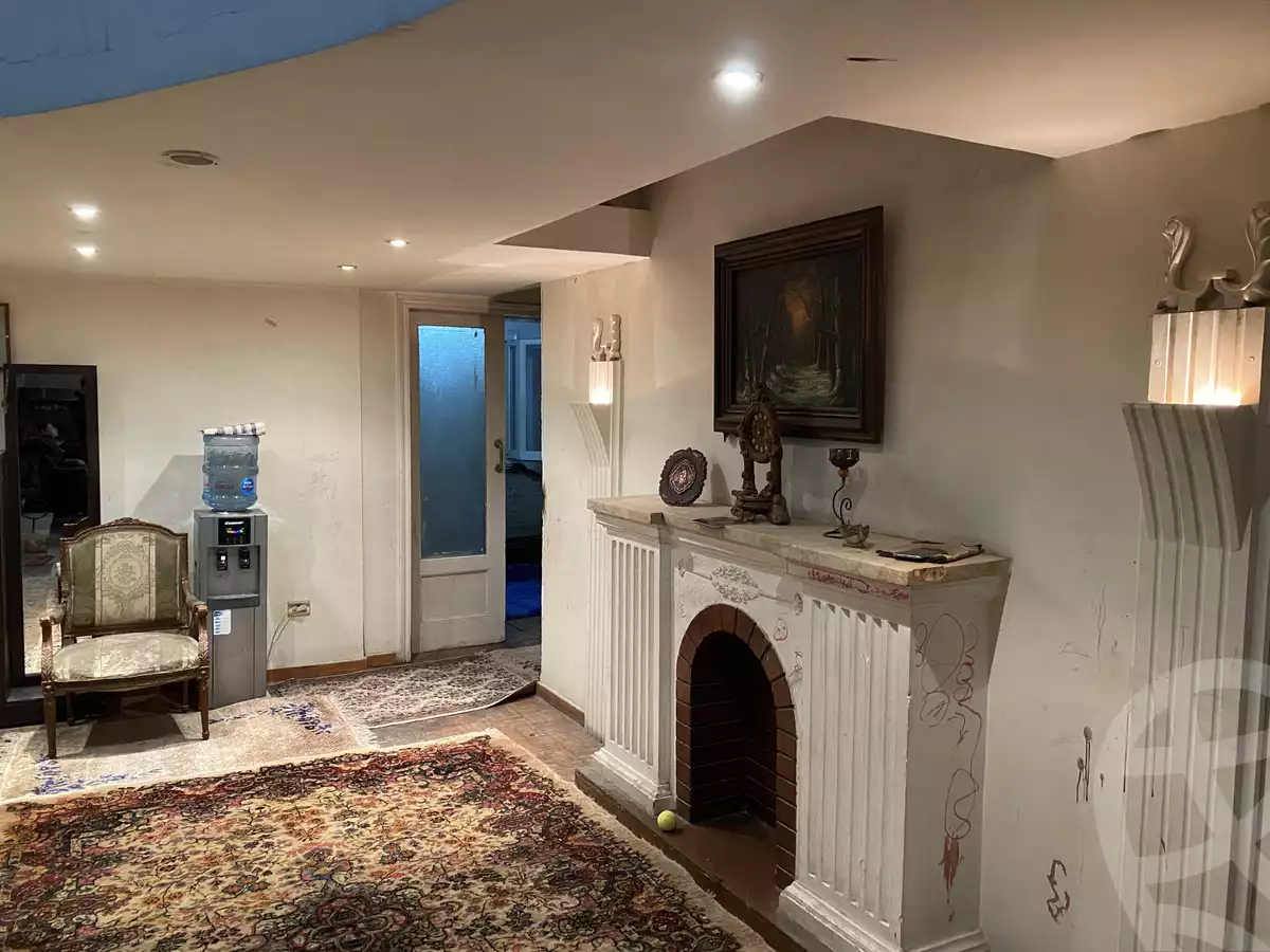 https://aqarmap.com.eg/ar/listing/4353368-for-sale-cairo-manial-kwrnysh-lmnyl