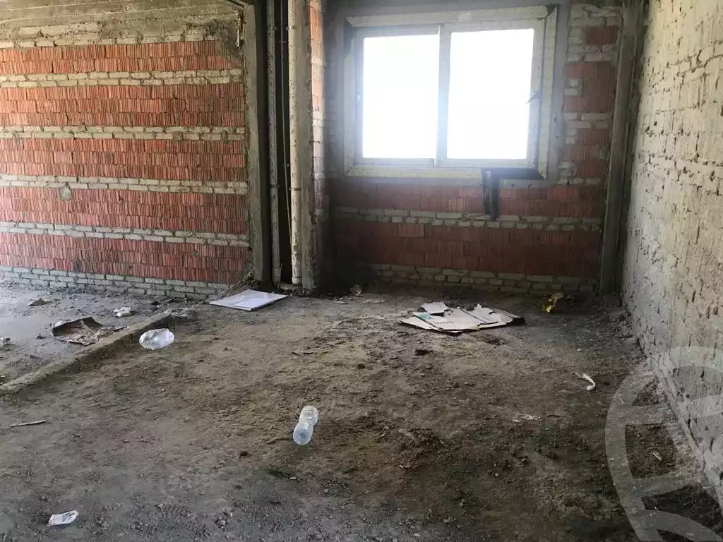 https://aqarmap.com.eg/ar/listing/3614935-for-sale-cairo-el-sheikh-zayed-city-compounds-in-sheikh-zayed-el-patio-zahraa