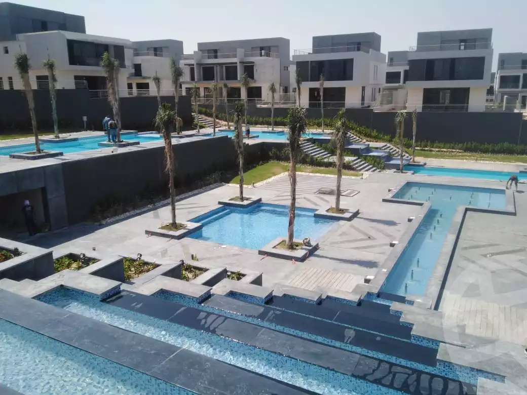 https://aqarmap.com.eg/ar/listing/3614935-for-sale-cairo-el-sheikh-zayed-city-compounds-in-sheikh-zayed-el-patio-zahraa