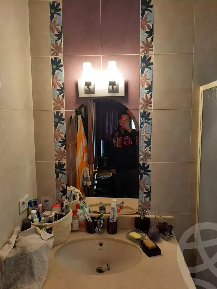 https://aqarmap.com.eg/ar/listing/3624210-for-sale-cairo-el-sheikh-zayed-city-compounds-in-sheikh-zayed-beverly-hills