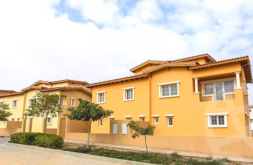 https://aqarmap.com.eg/ar/listing/3625282-for-sale-cairo-new-cairo-compounds-hyde-park