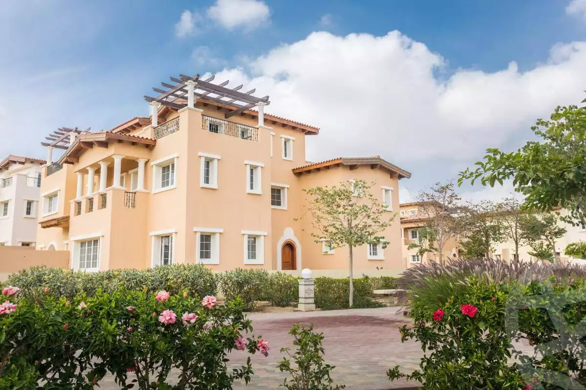 https://aqarmap.com.eg/ar/listing/3625296-for-sale-cairo-new-cairo-compounds-hyde-park