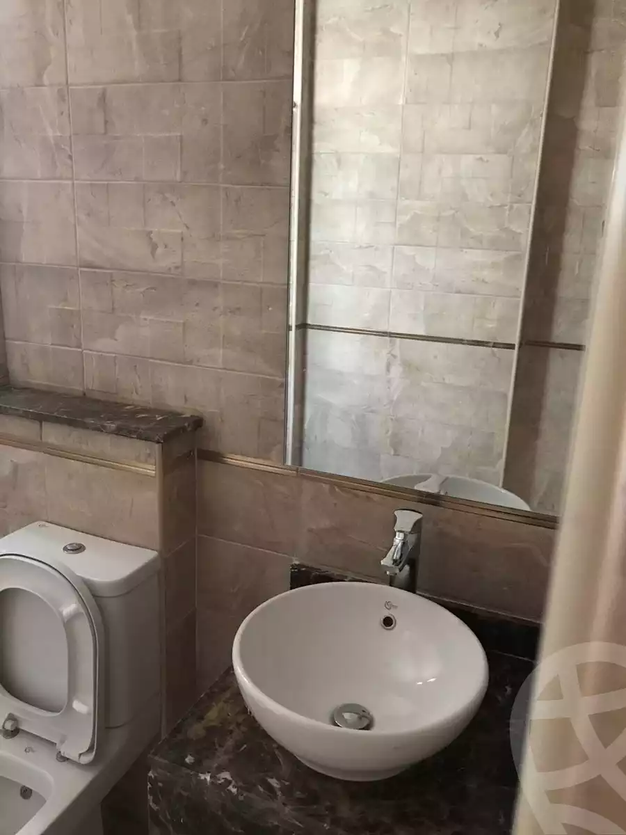 https://aqarmap.com.eg/ar/listing/3672915-for-rent-cairo-el-sheikh-zayed-city-compounds-swdyk-wyst