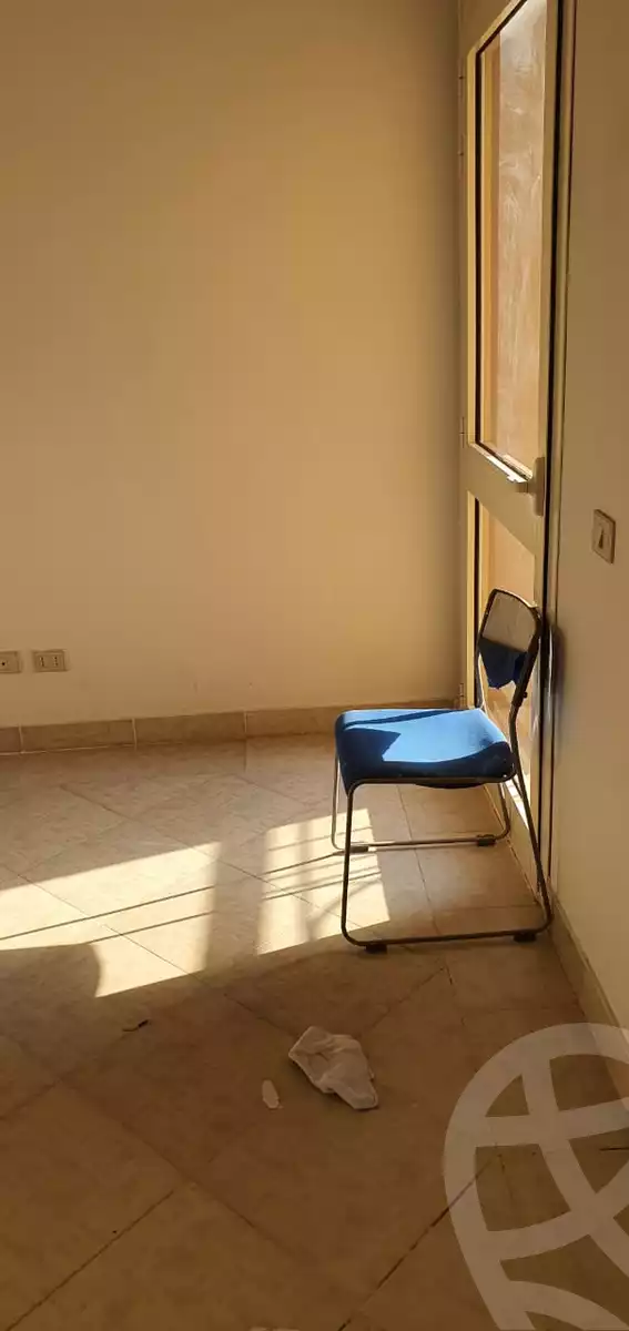 https://aqarmap.com.eg/ar/listing/3678626-for-rent-cairo-new-cairo-compounds-mena-residence