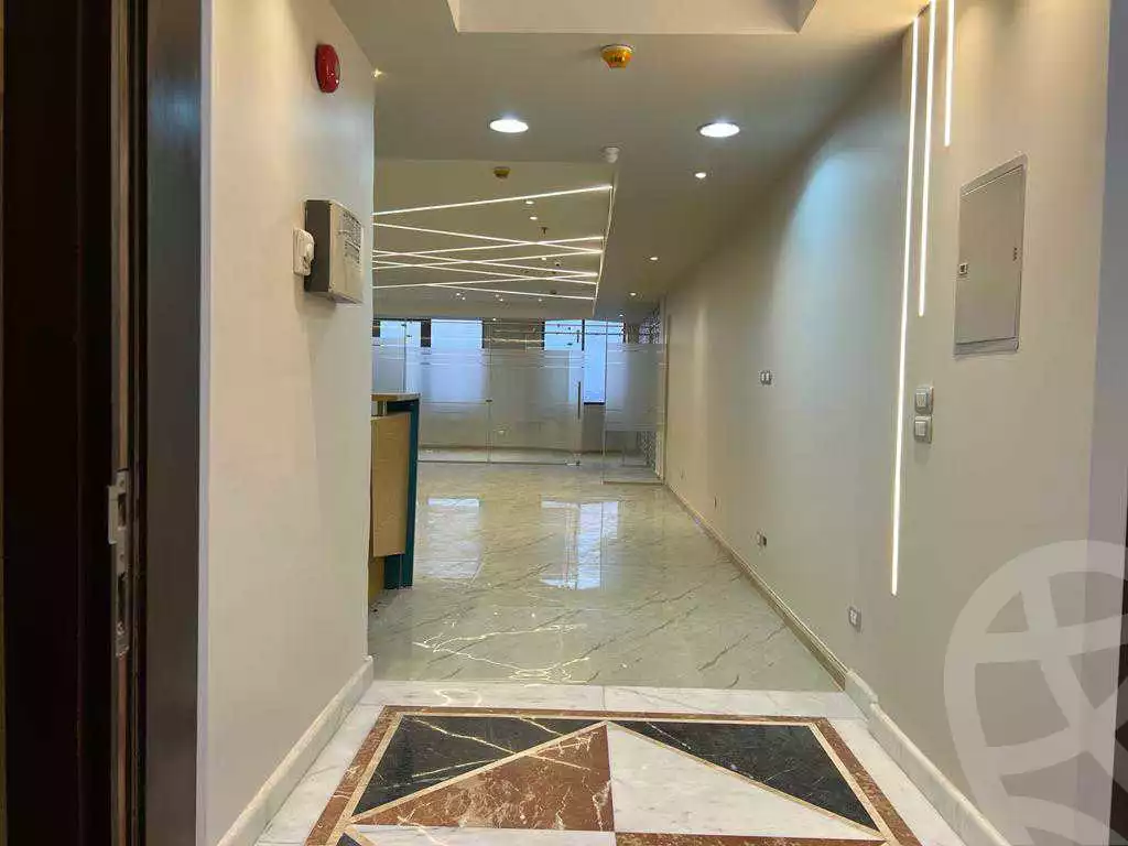 https://aqarmap.com.eg/ar/listing/3678502-for-rent-cairo-el-sheikh-zayed-city-compounds-in-sheikh-zayed-beverly-hills