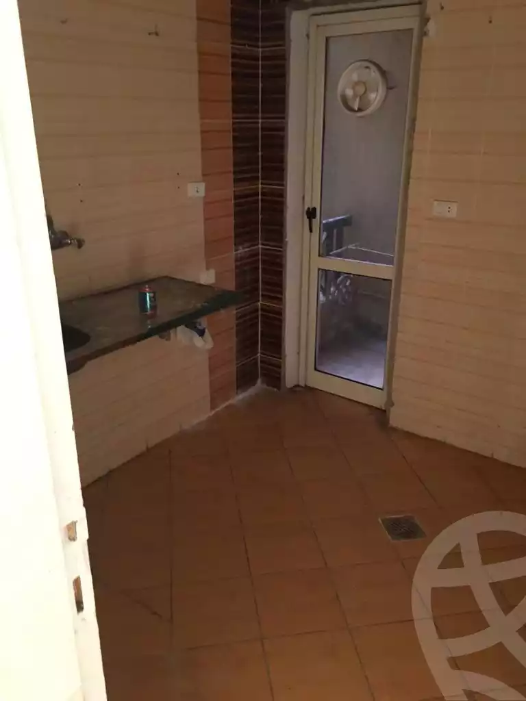 https://aqarmap.com.eg/ar/listing/3688767-for-rent-cairo-new-cairo-compounds-ritaj