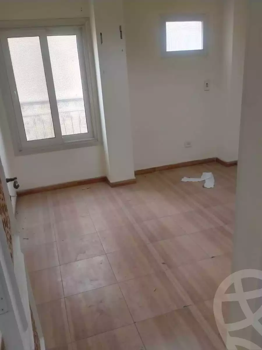 https://aqarmap.com.eg/en/listing/4097130-for-rent-cairo-6th-of-october-el-ahyaa-neighborhood-1st-al-shohadaa-st