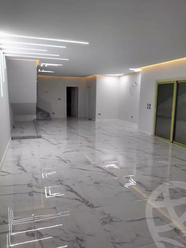 https://aqarmap.com.eg/ar/listing/3694603-for-sale-mdyn-lshrwq-compounds-maadi-view